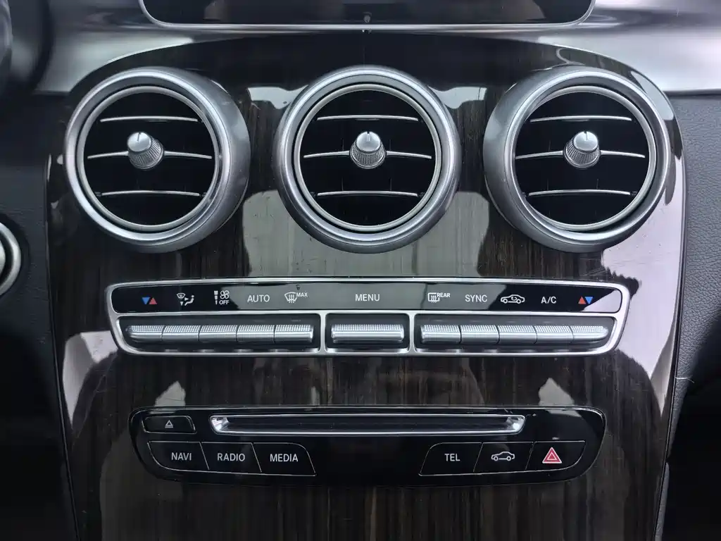 Mercedes-Benz GLC 2019 — фото 11