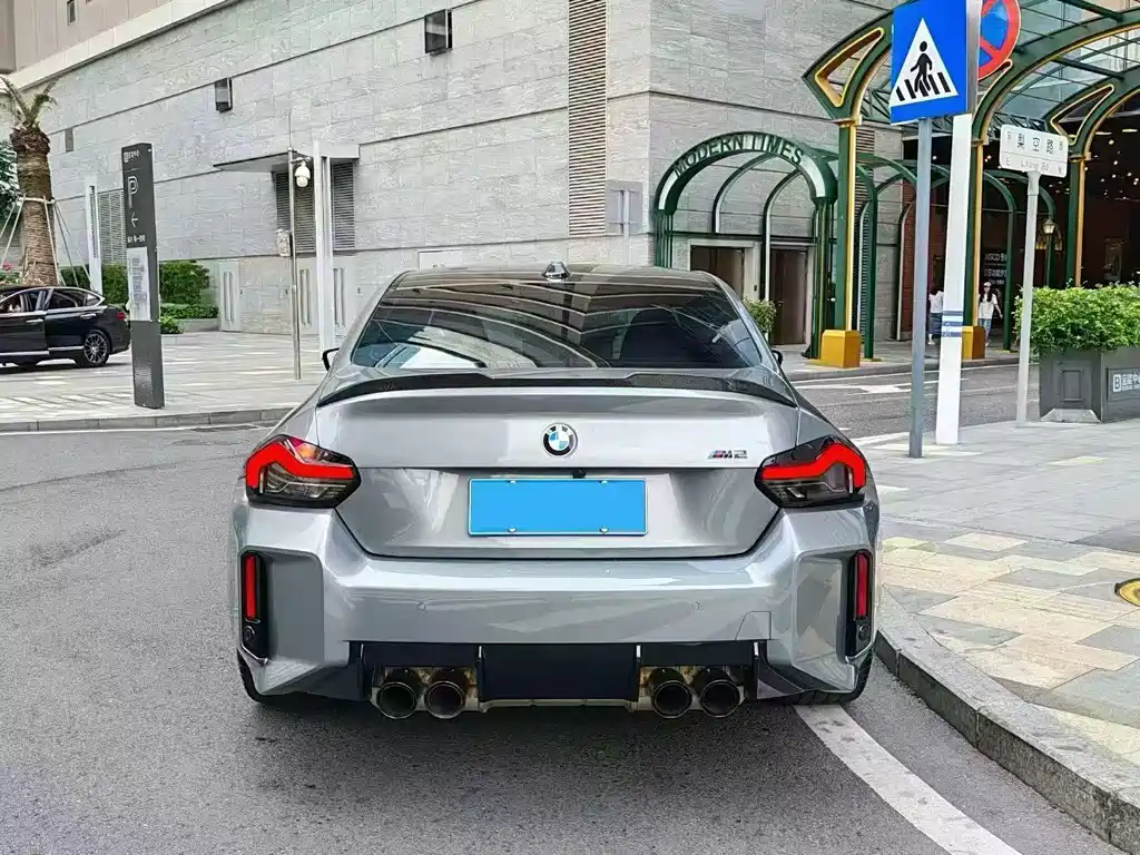 BMW M2 2025 — фото 8