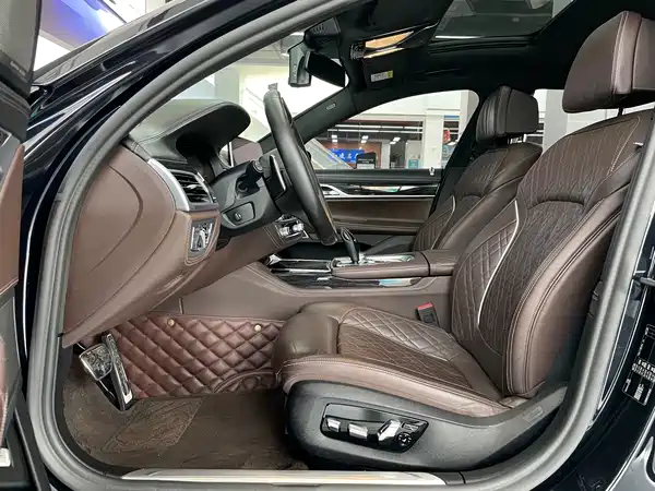 BMW 7 Series 2019