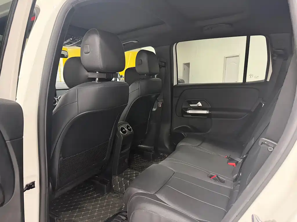 Mercedes-Benz GLB 2022