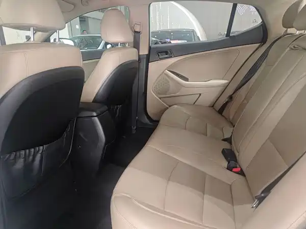 Kia K5 2016