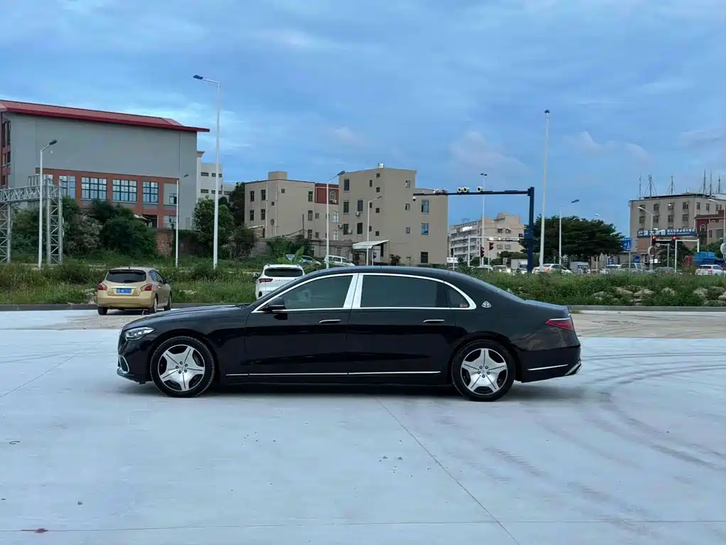 Mercedes-Benz Maybach S-Class 2021