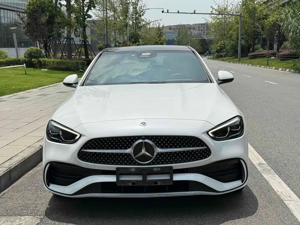 Mercedes-Benz C-Class 2023 — фото 2