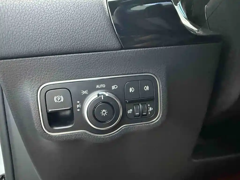 Mercedes-Benz GLA 2020 — фото 10