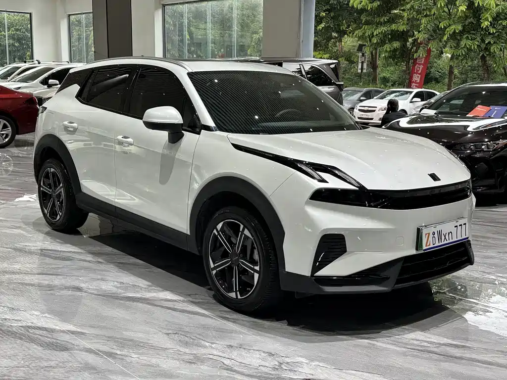 Lynk & Co 06 EM-P 2024 — фото 3