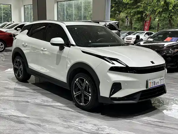 Lynk & Co 06 EM-P 2024