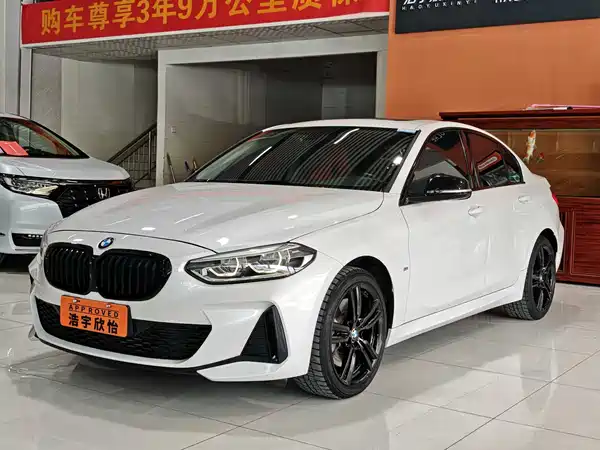 BMW 1 Series 2021
