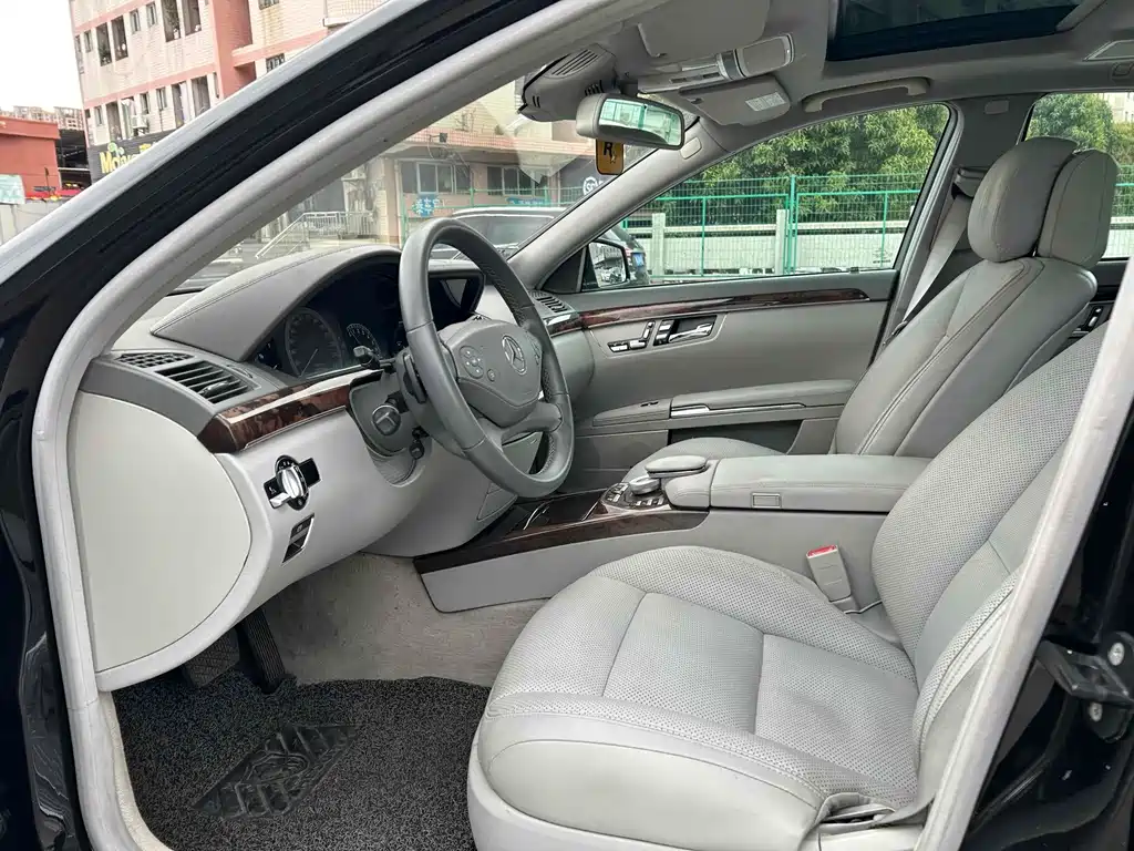 Mercedes-Benz S-Class 2010 — фото 10
