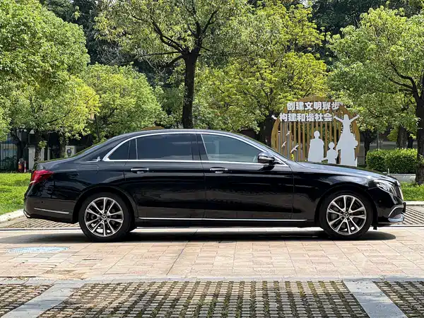 Mercedes-Benz E-Class 2018