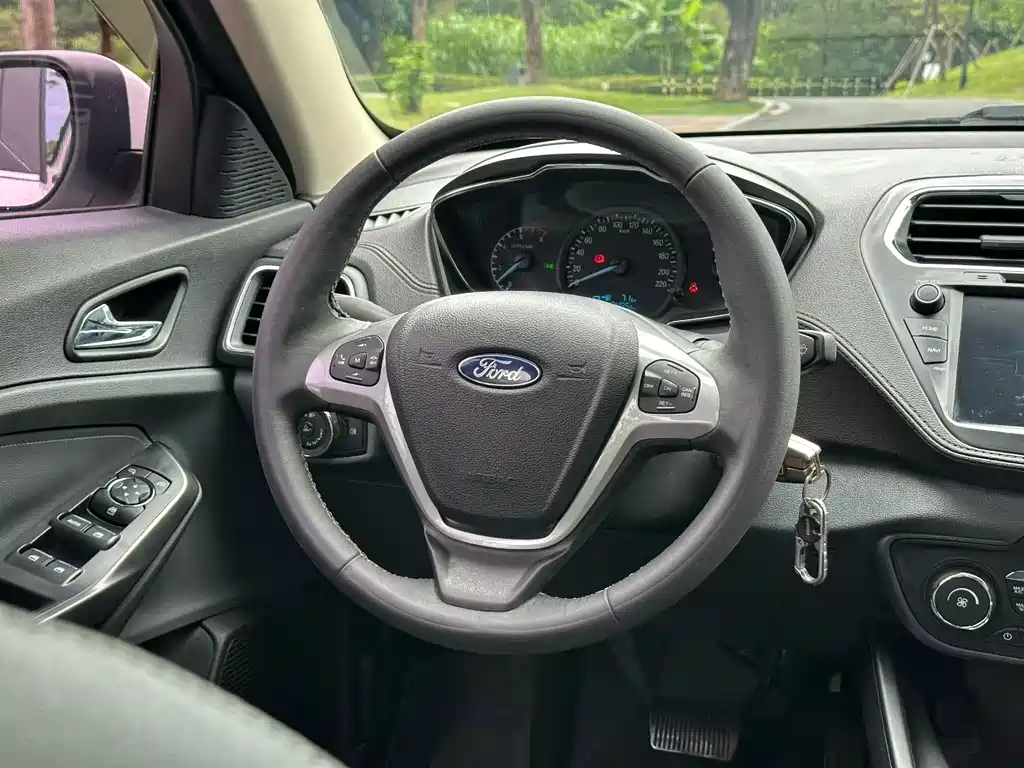 Ford Forrest 2018