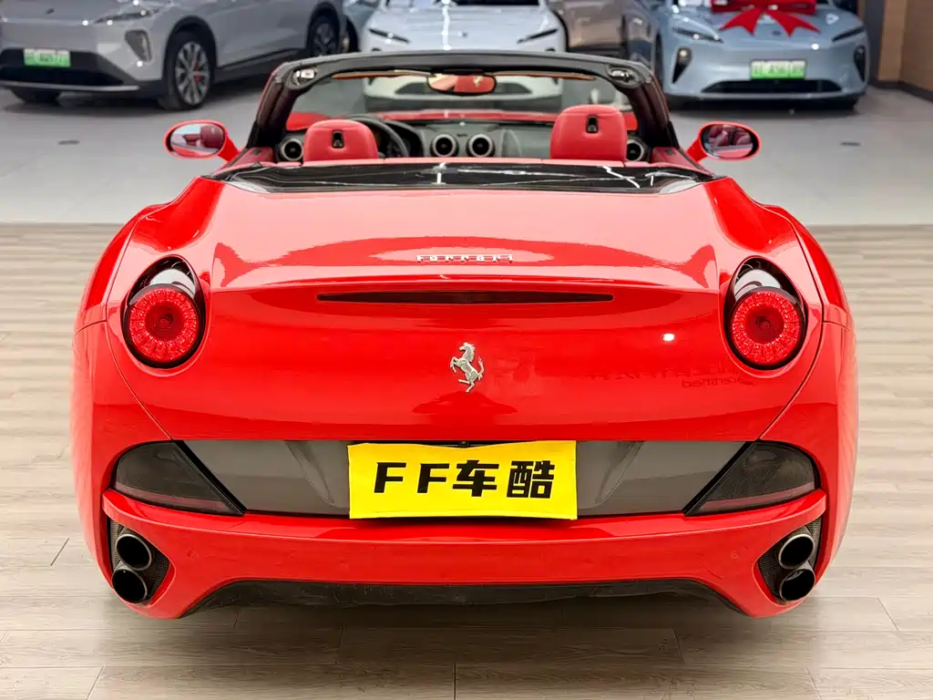 Ferrari California T 2011 — фото 11