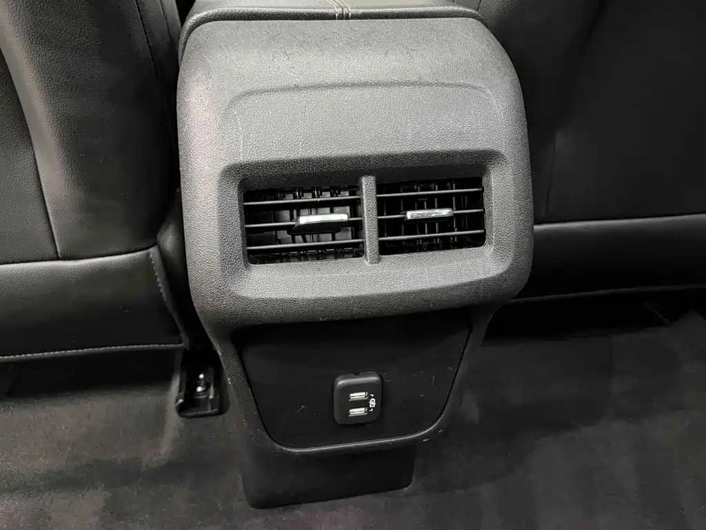 Chevrolet Equinox 2022 — фото 15