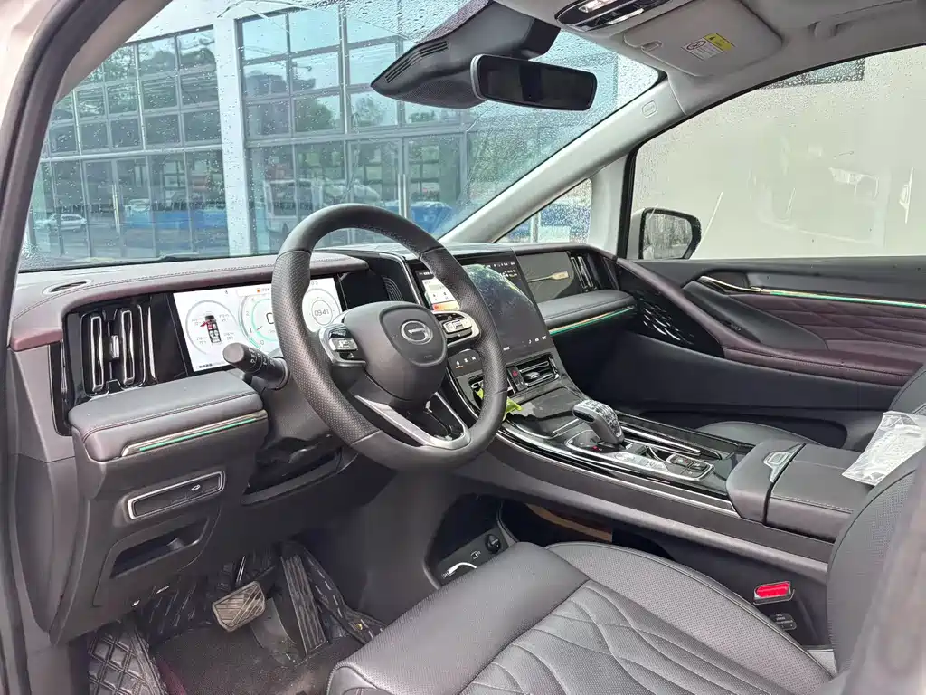 GAC Motor Trumpchi M8 2023 — фото 9