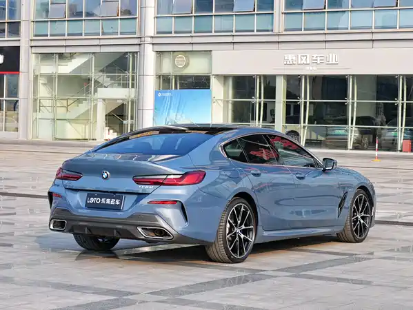 BMW 8 Series 2021