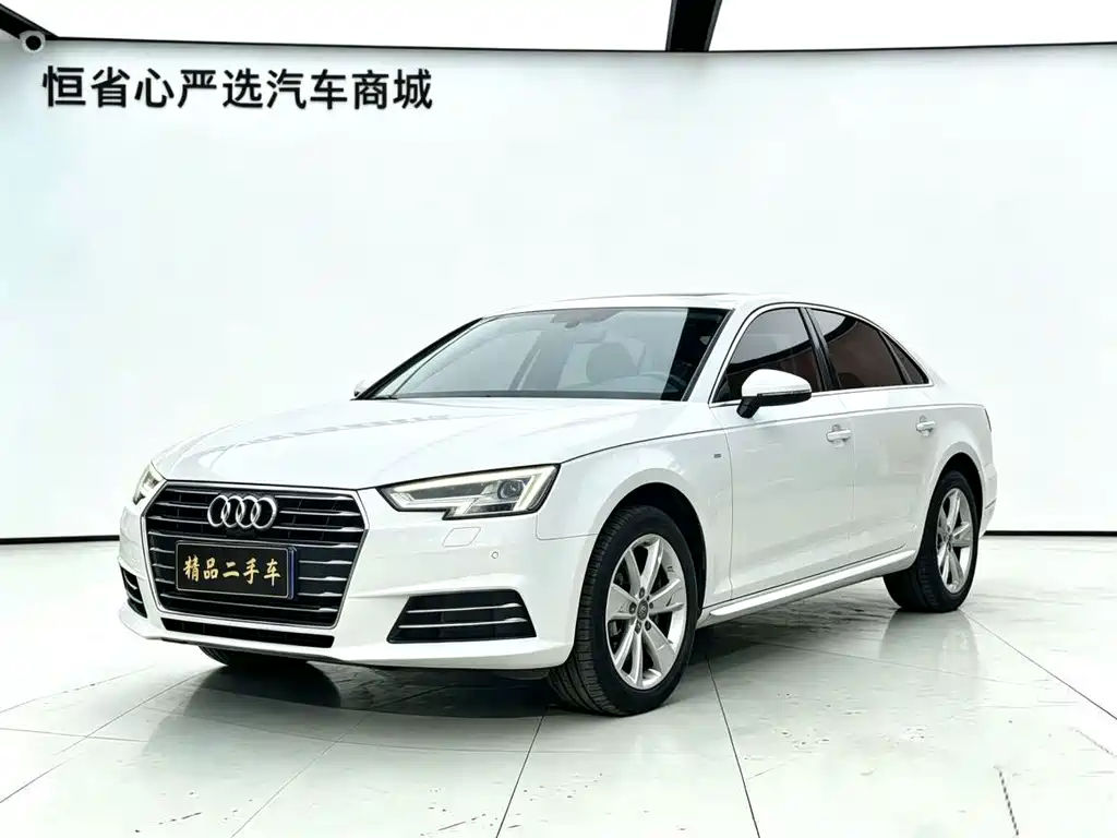 Audi A4L 2019 — фото 1