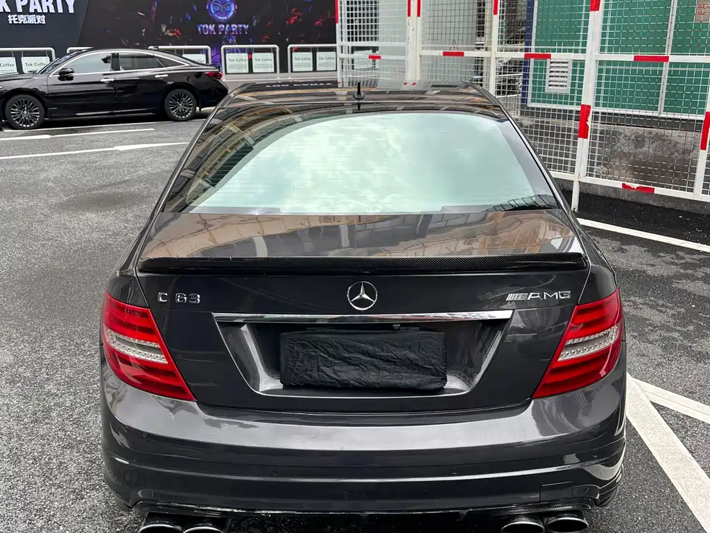 Mercedes-Benz C-Class AMG 2010 — фото 8