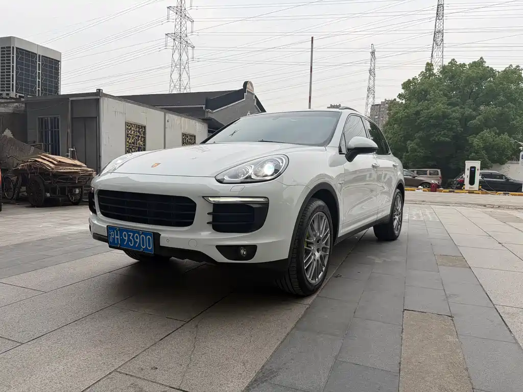 Porsche Cayenne Hybrid 2017