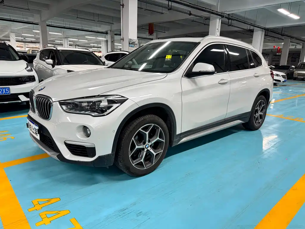 BMW X1 2019 — фото 1