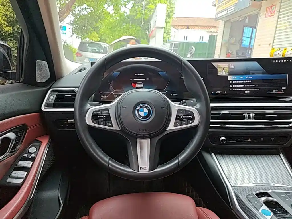 BMW i3 2023 — фото 11