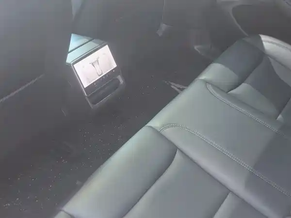 Tesla Model 3 2025