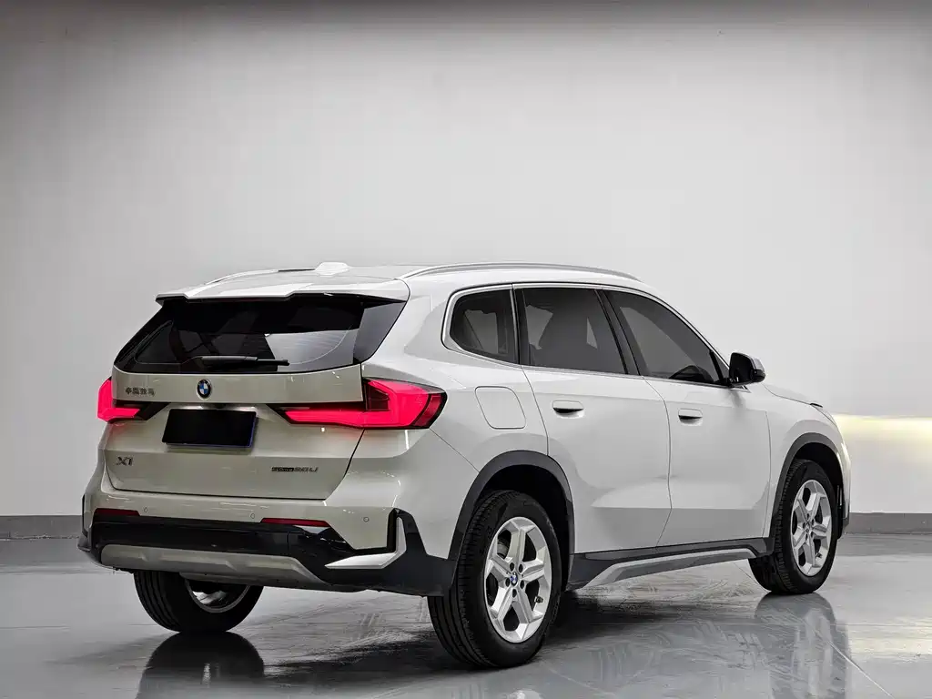 BMW X1 2023 — фото 4