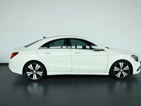 Mercedes-Benz CLA 2017