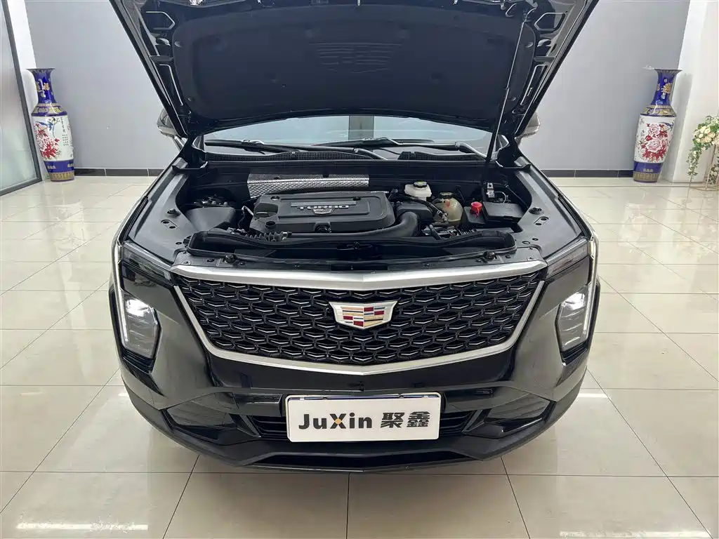 Cadillac XT4 2024 — фото 16