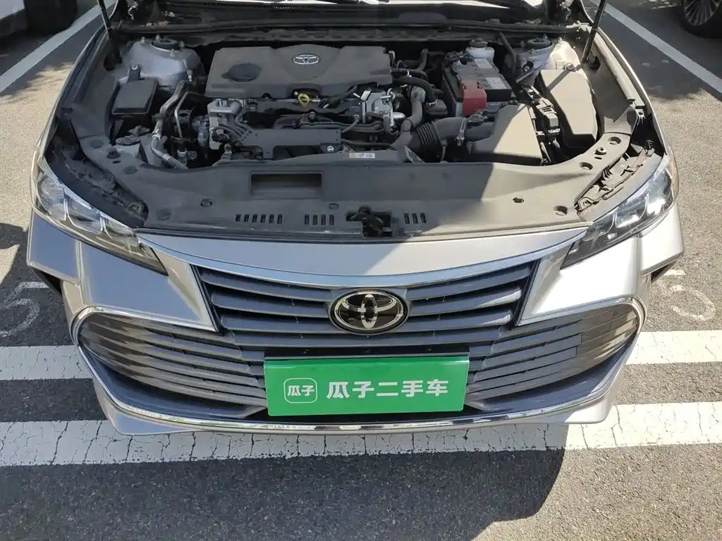Toyota Avalon 2020 — фото 11