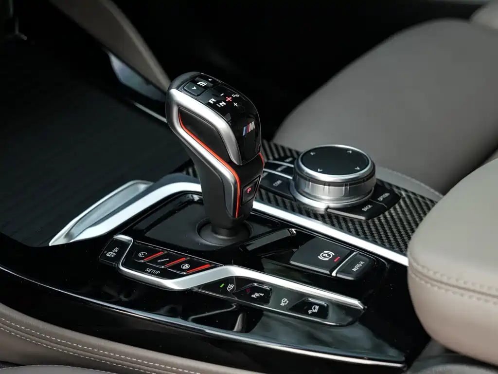 BMW X4 M 2019 — фото 14