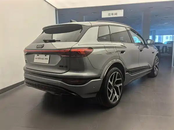 Audi Q6L E-Tron 2025