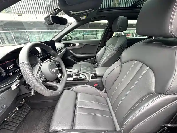 Audi A4L 2023