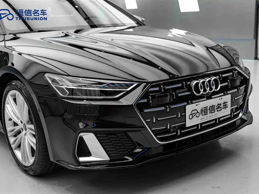 Audi A7L 2025 — фото 9