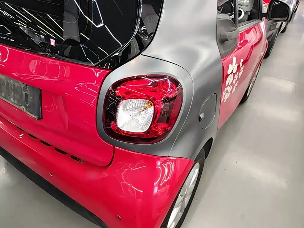 smart fortwo 2017 — фото 8