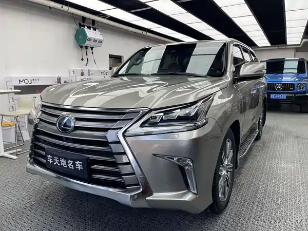 Lexus LX 2016