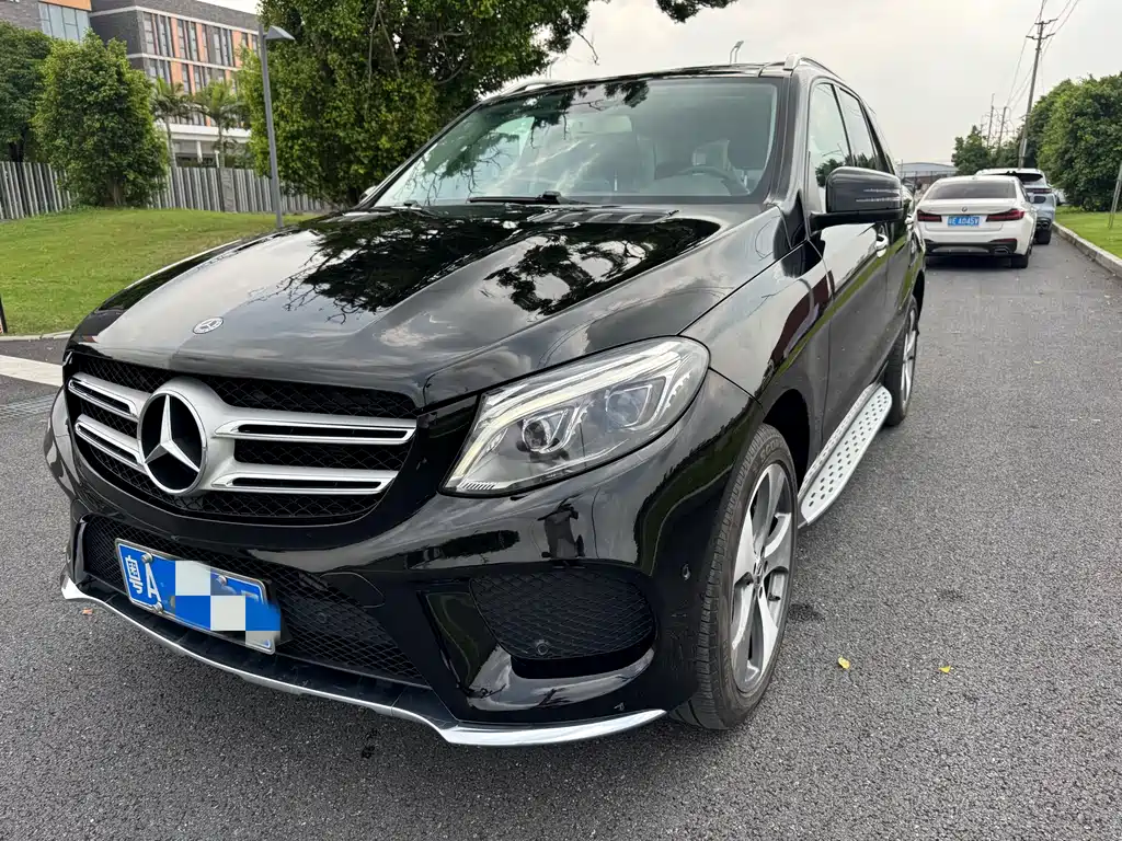 Mercedes-Benz GLE 2018 — фото 1