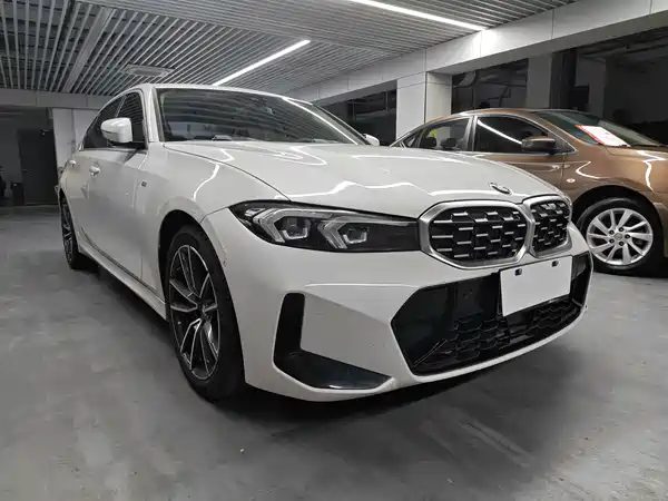 BMW 3 Series 2025