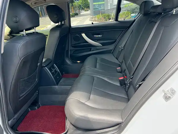 BMW 3 Series 2015