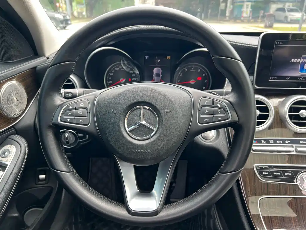 Mercedes-Benz C-Class 2018 — фото 15