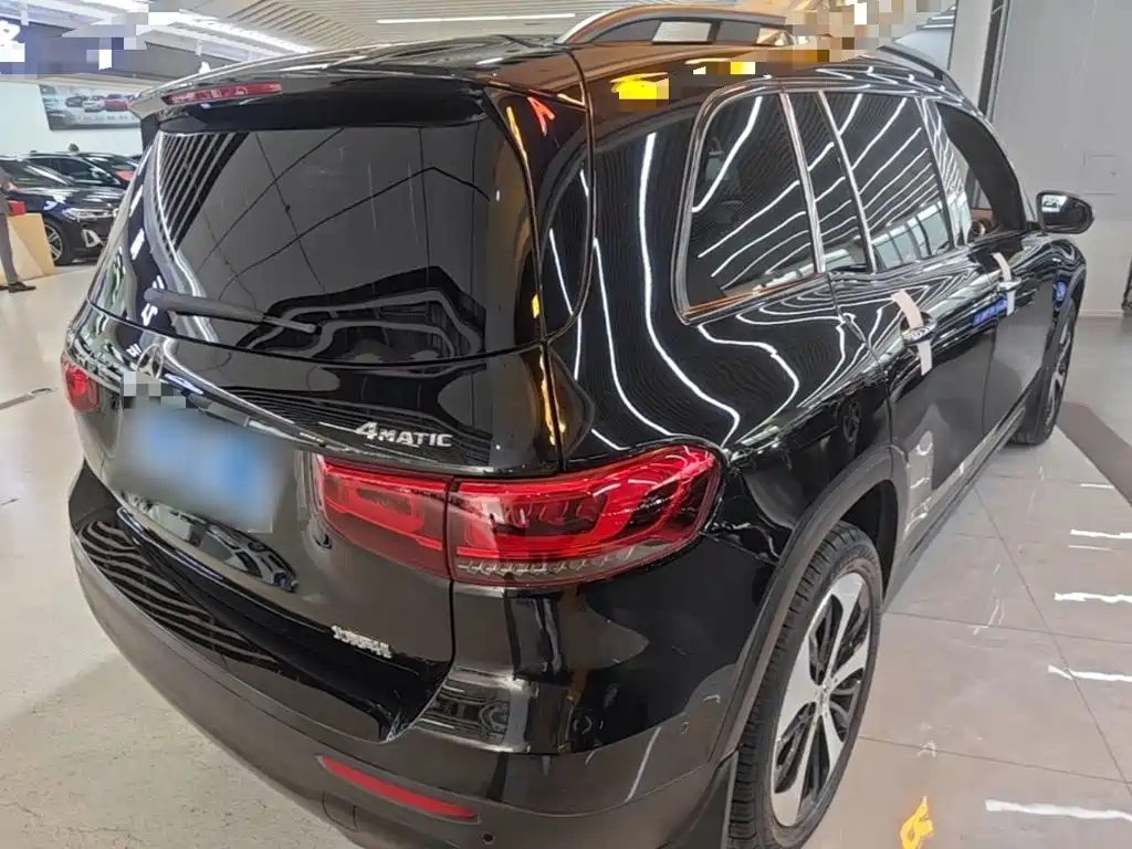Mercedes-Benz GLB 2021