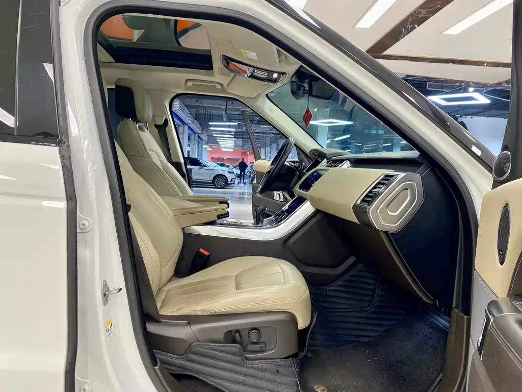 Land Rover Sport PHEV 2022 — фото 15