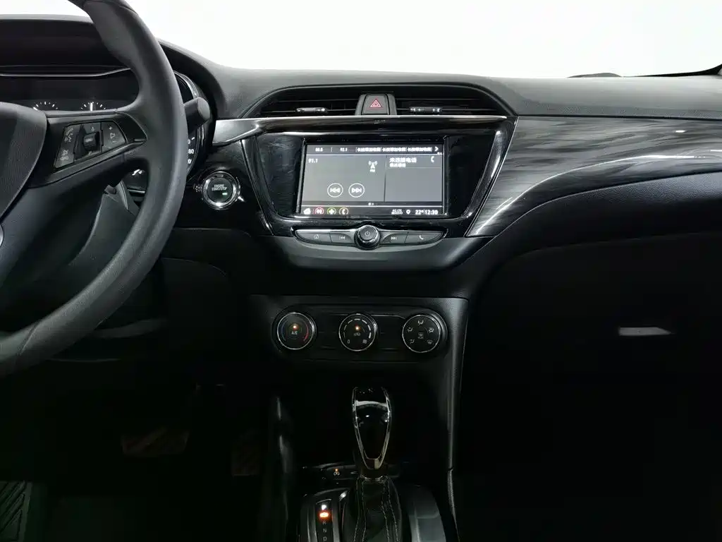 Buick Excelle 2019 — фото 12