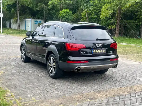 Audi Q7 2014