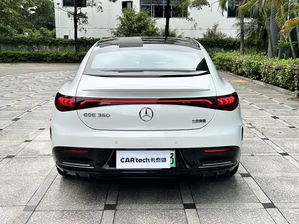 Mercedes-Benz EQE 2022