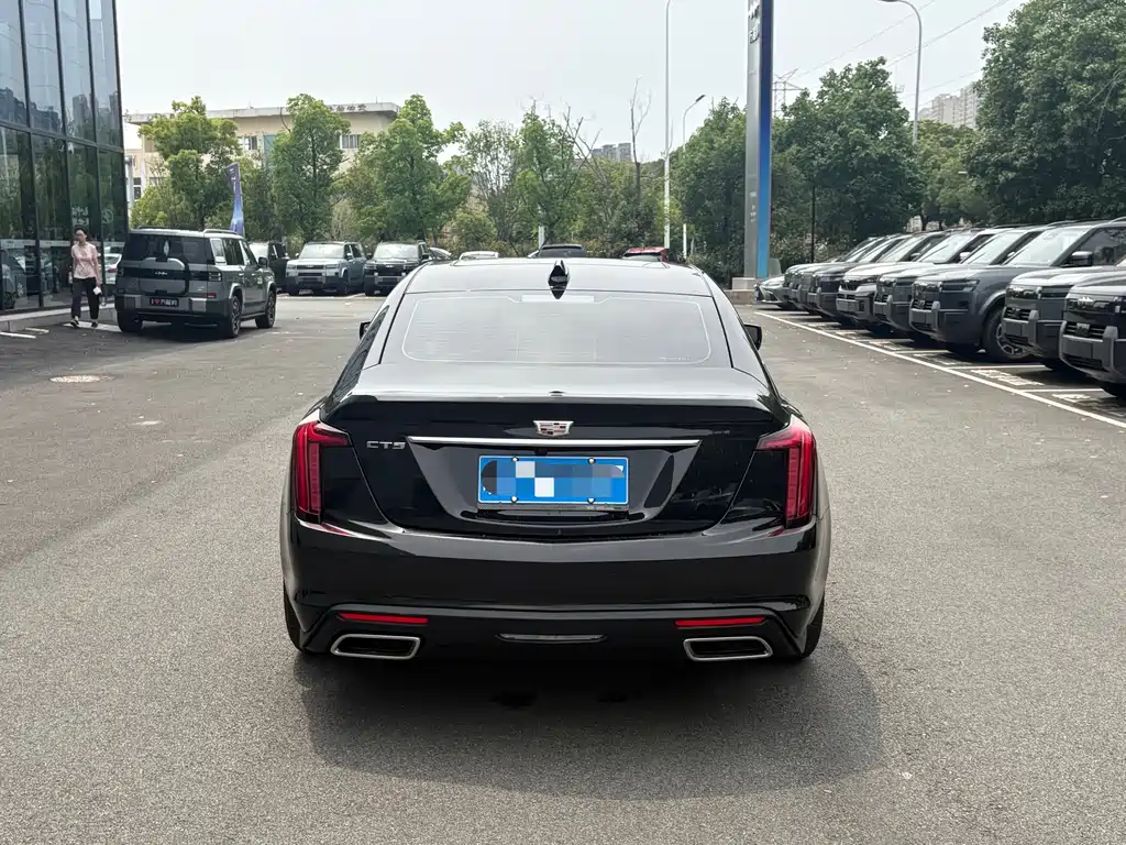 Cadillac CT5 2025 — фото 15
