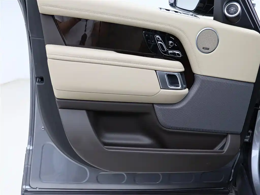 Land Rover Range Rover 2022 — фото 5