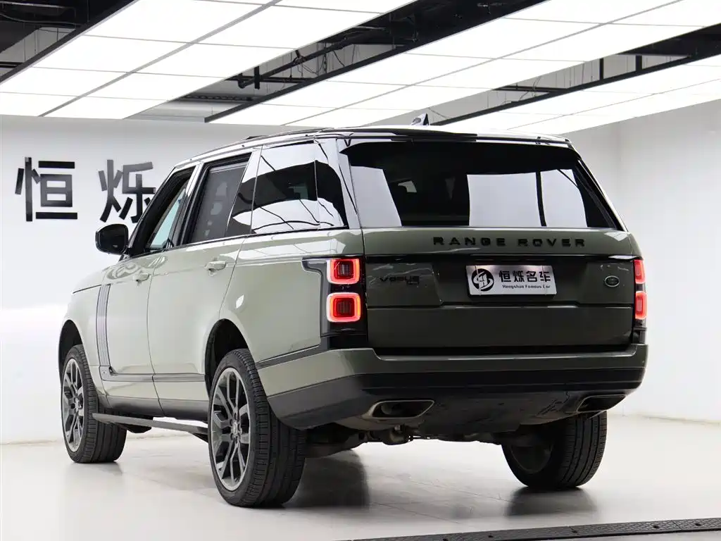 Land Rover Range Rover 2022 — фото 30