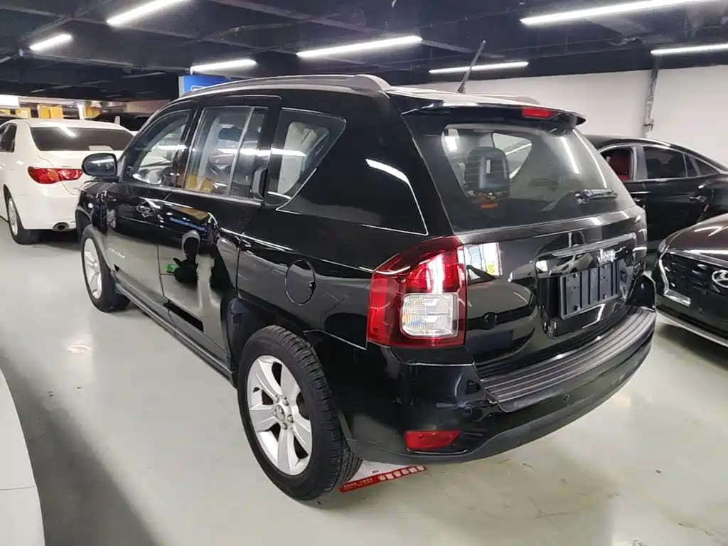 Jeep Compass 2014 — фото 5