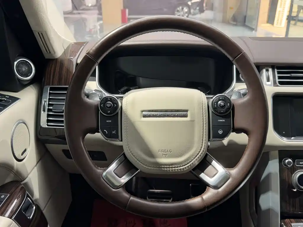 Land Rover Range Rover 2017 — фото 16
