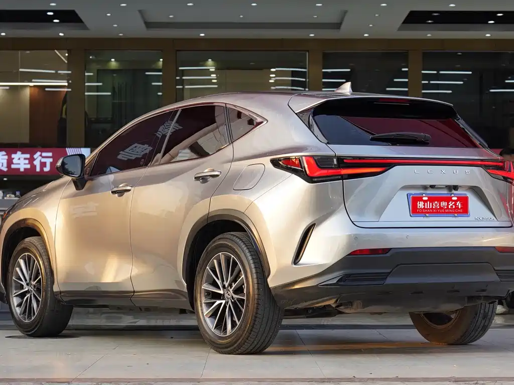 Lexus NX 2023 — фото 2