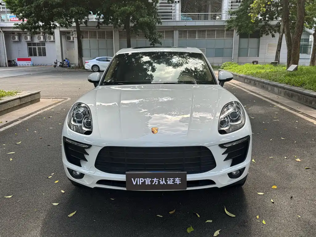 Porsche Macan 2015
